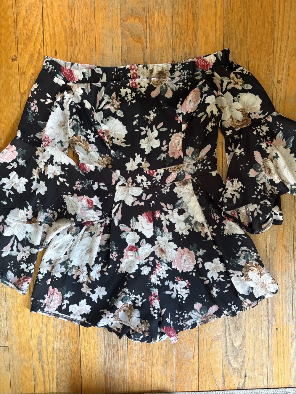 RUMOR boutique -Floral Off-Shoulder Romper with Bell Sleeves